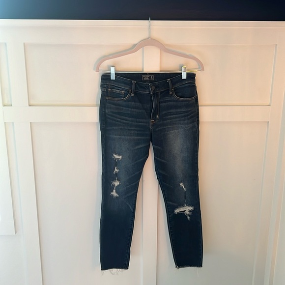 Abercrombie & Fitch Jeans - Picture 1 of 2